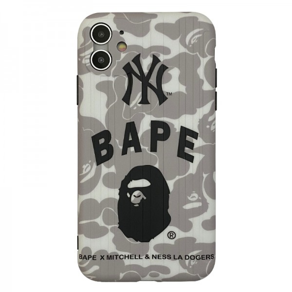 BAPE iPHONE 11ケースグレー